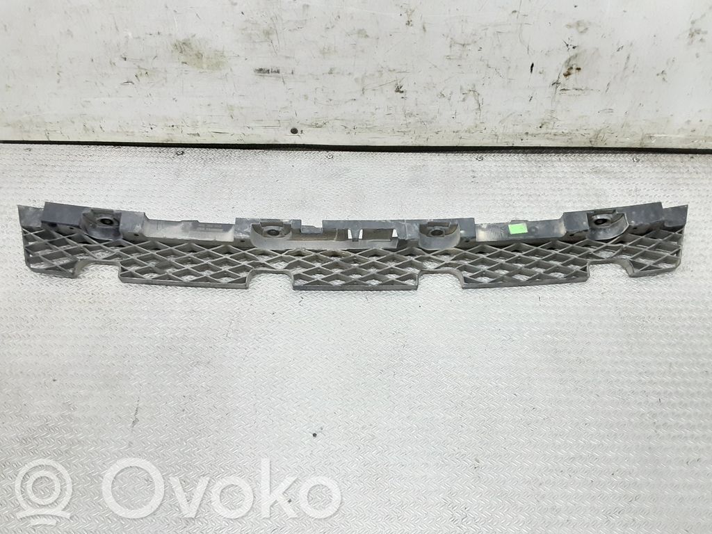 Volkswagen PASSAT B7 Suport montare bară spate 