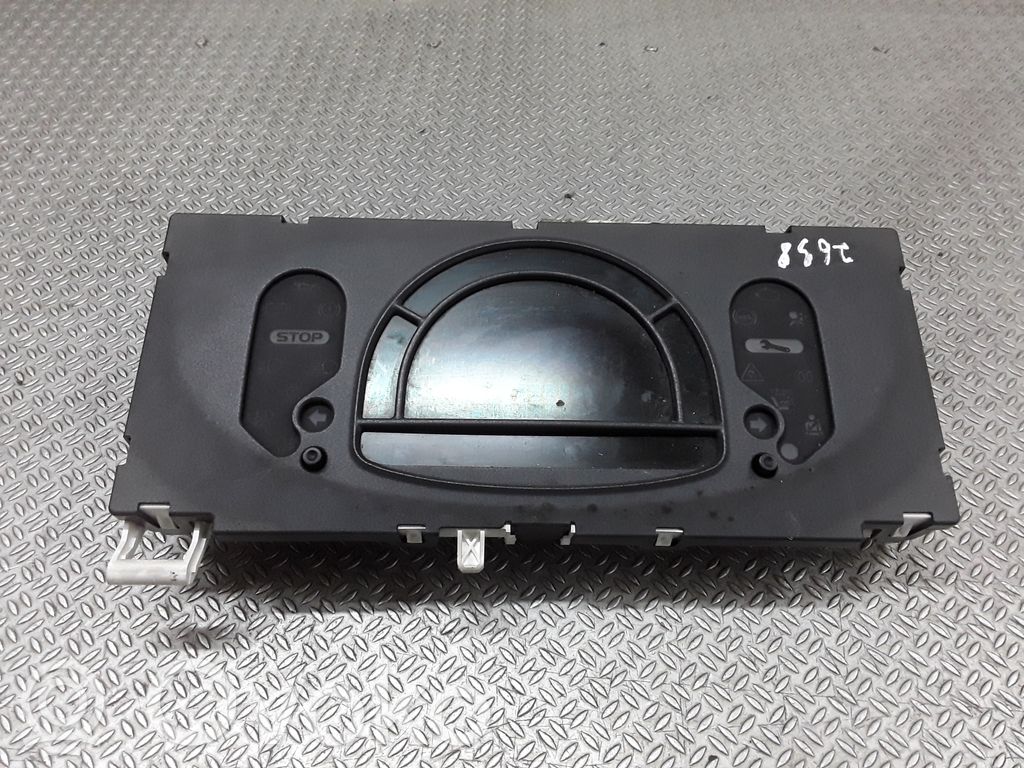 Renault Modus Speedometer (instrument cluster) 