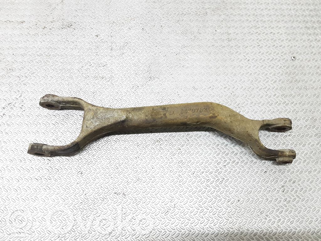 Rear control arm   8630782