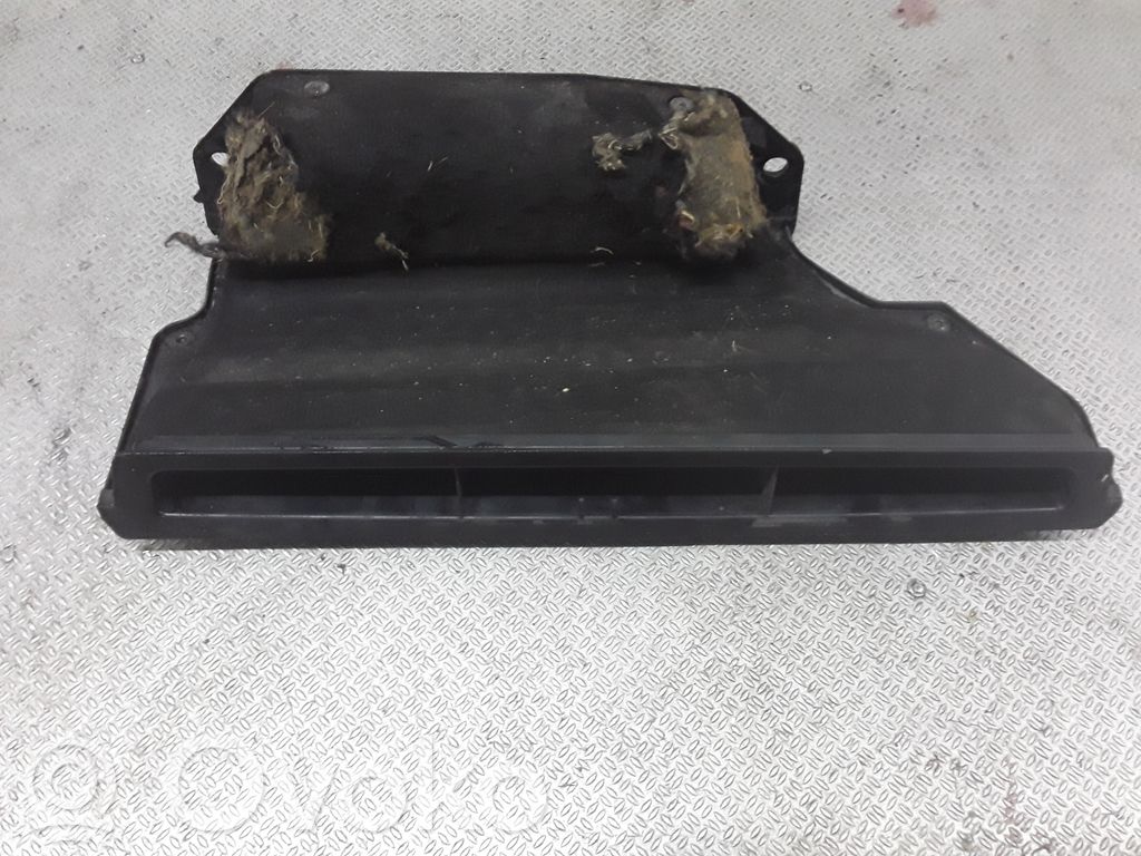Air intake duct part   8200275348