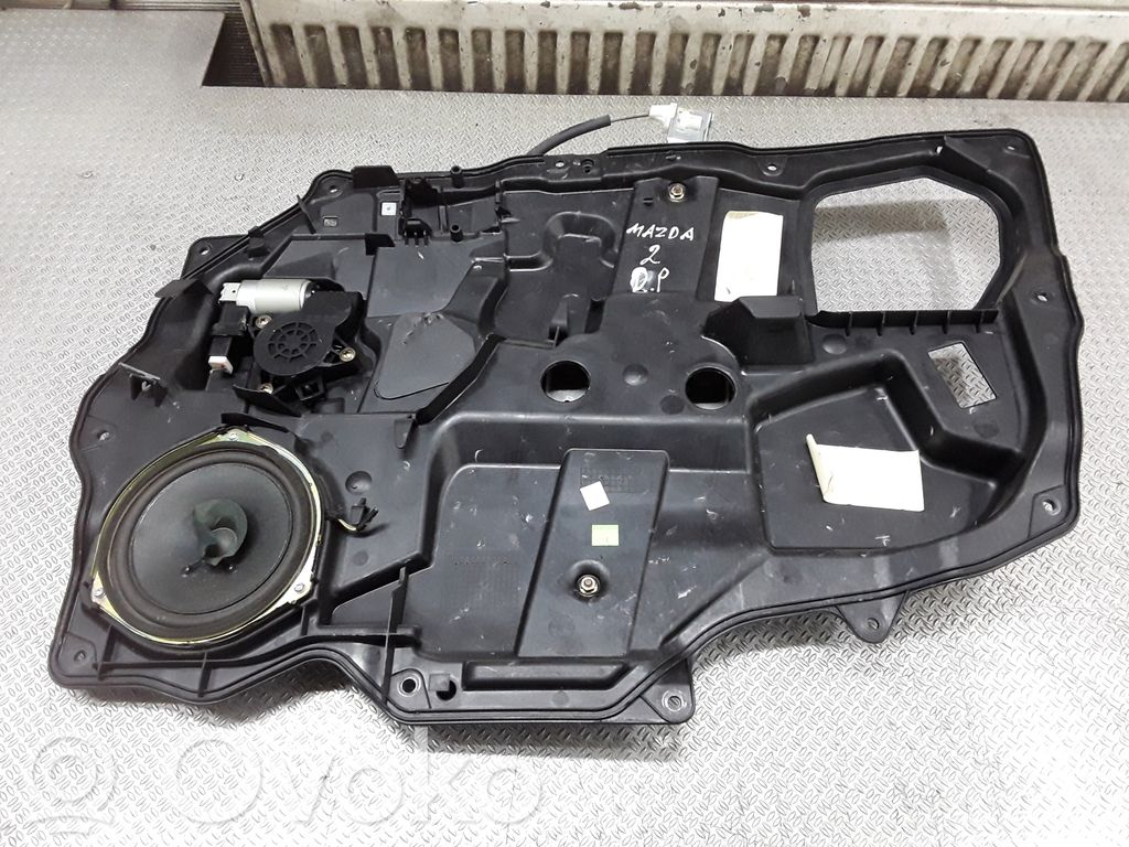 Mazda 2 Front door window regulator with motor 