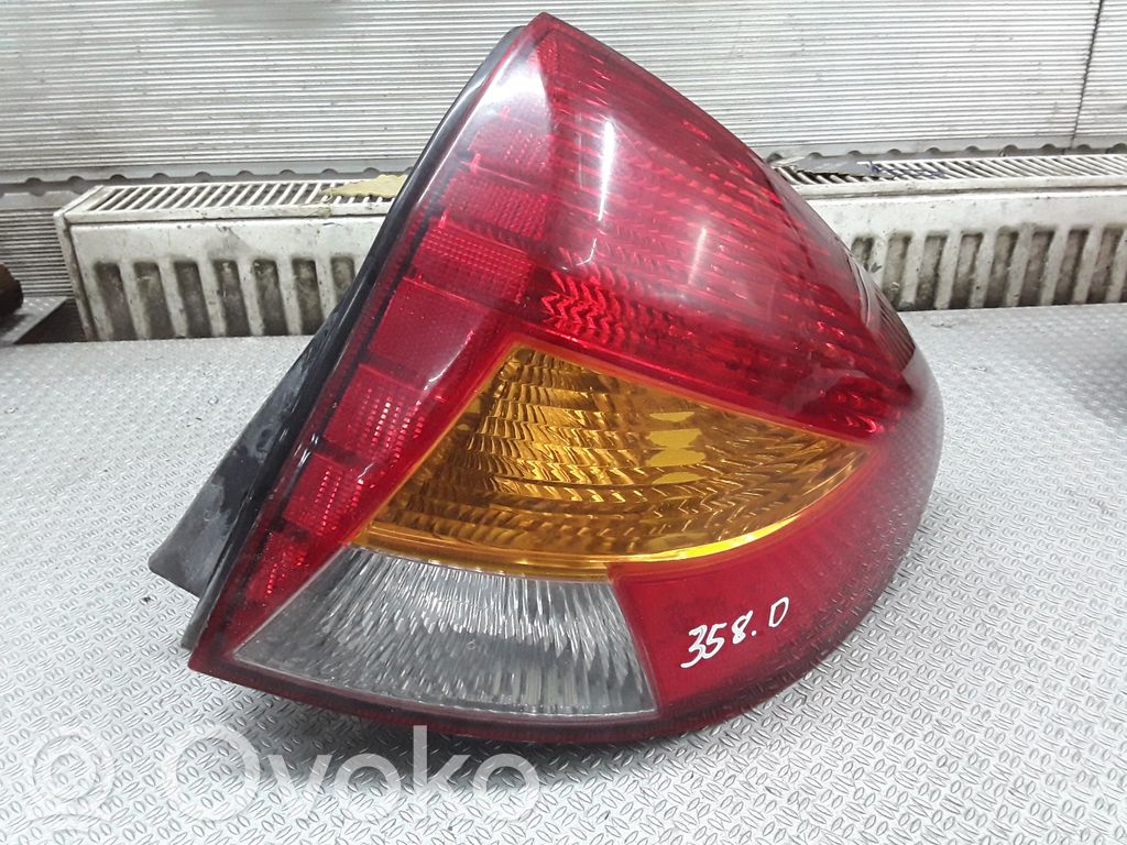Luz trasera/de freno   0K34A51140