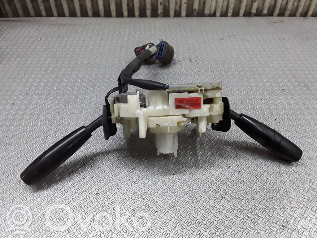 KIA Rio Interruptor/palanca de limpiador de luz de giro 