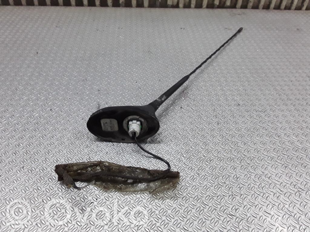 Citroen C4 I Radion antenni 