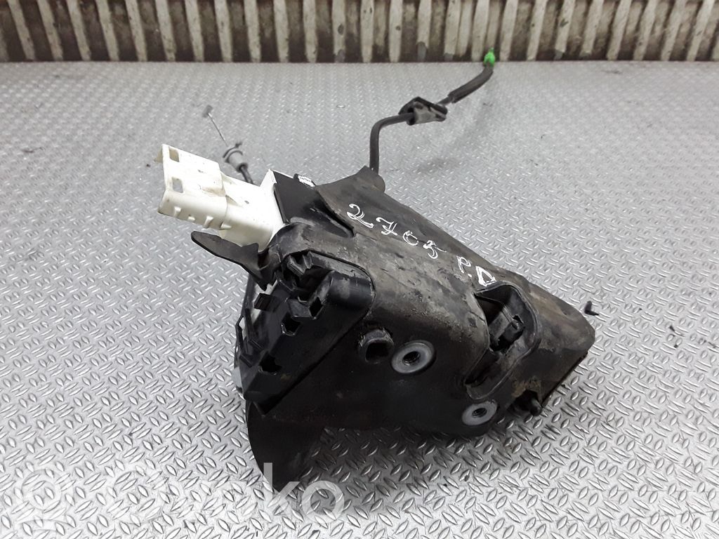 Citroen C4 I Front door lock 