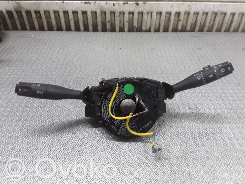 Jaguar X-Type Wiper turn signal indicator stalk/switch 