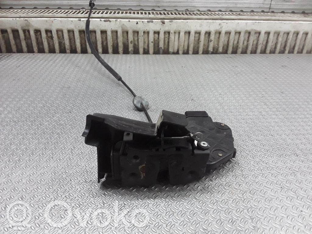 Ford Focus C-MAX Priekšpusē slēdzene 