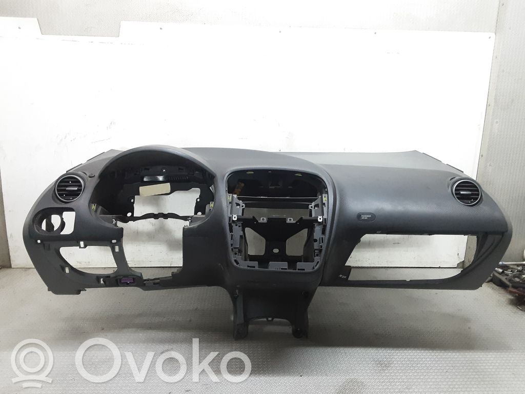 Seat Toledo III (5P) Panelis 