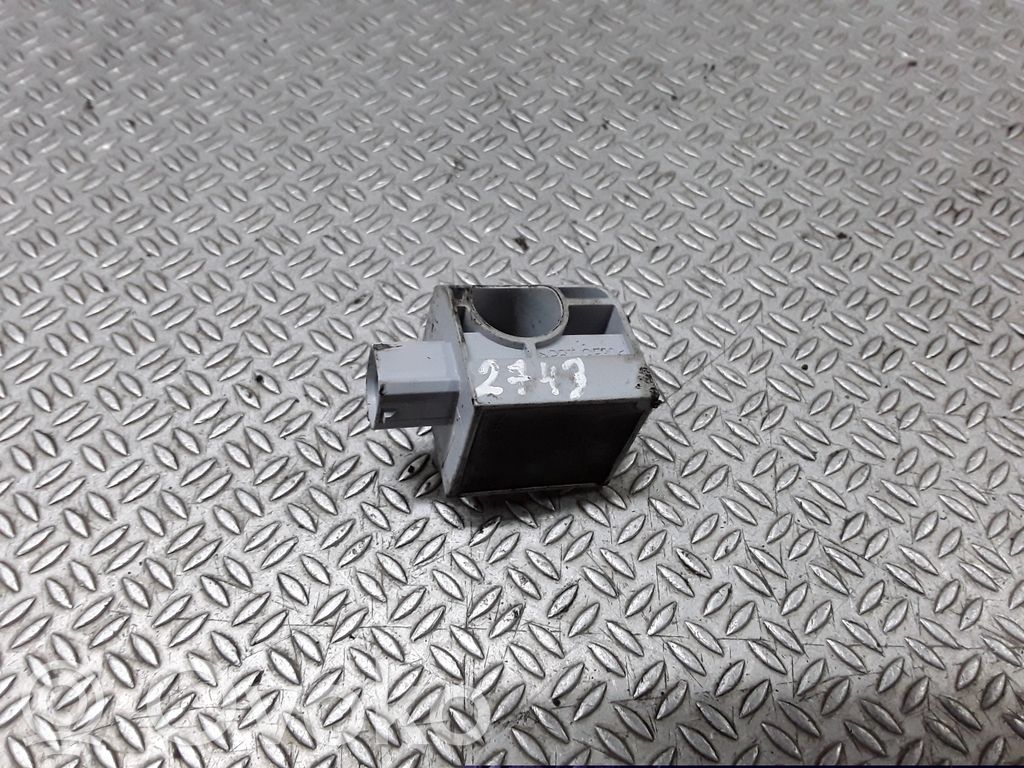 Suzuki Swift I Airbagsensor Crashsensor Drucksensor 