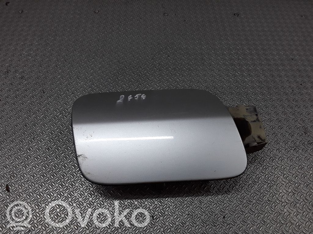 Audi A8 S8 D3 4E Fuel tank cap 