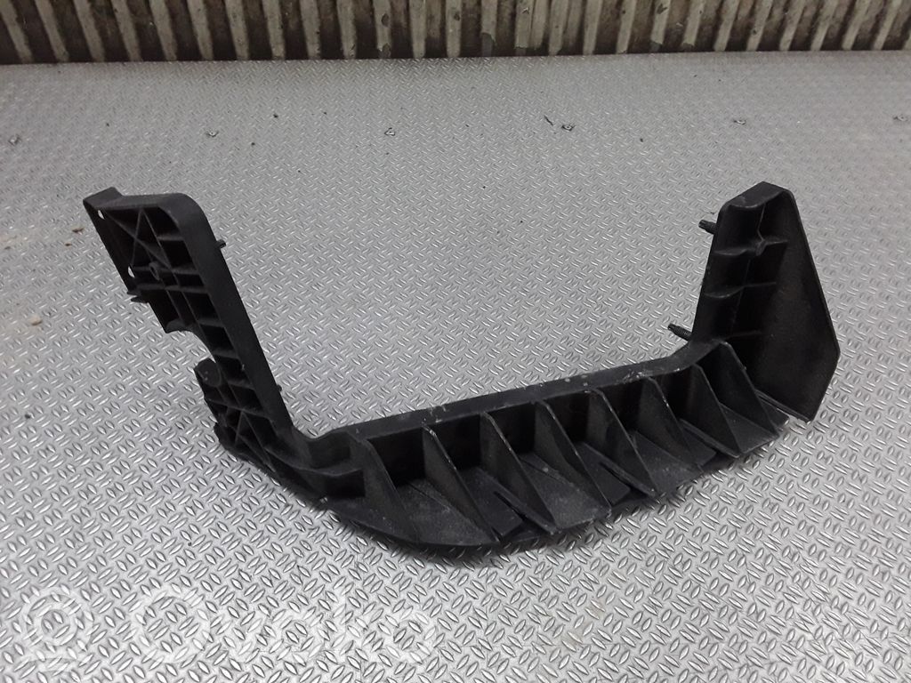 Rear bumper mounting bracket   5143201