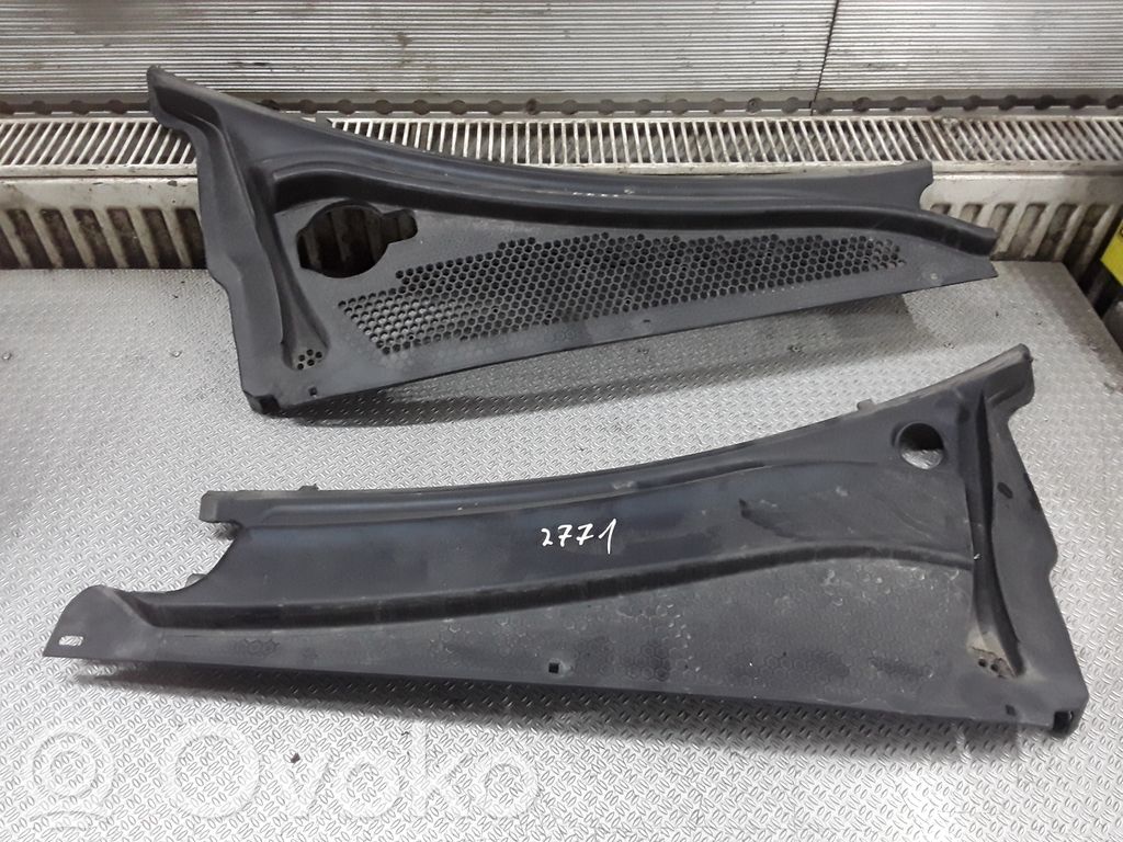 Wiper trim   05027430AC