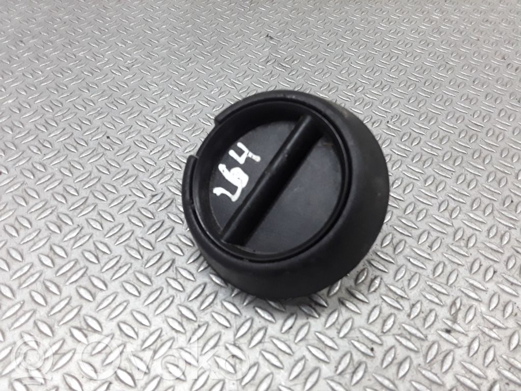 Renault Master II Headlight level height control switch 