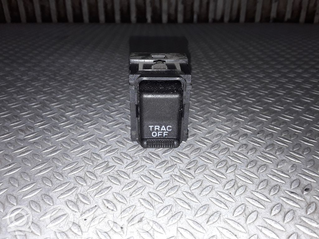 Interruptor de control de tracción (ASR)   04671672AA
