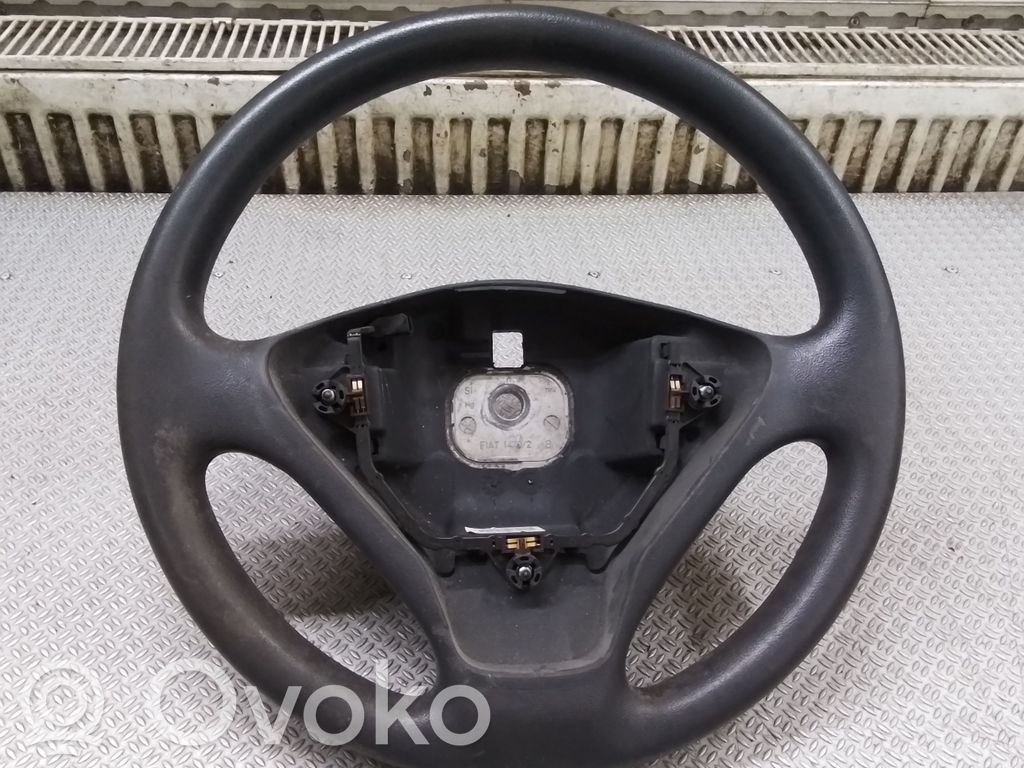 Fiat Stilo Ohjauspyörä 