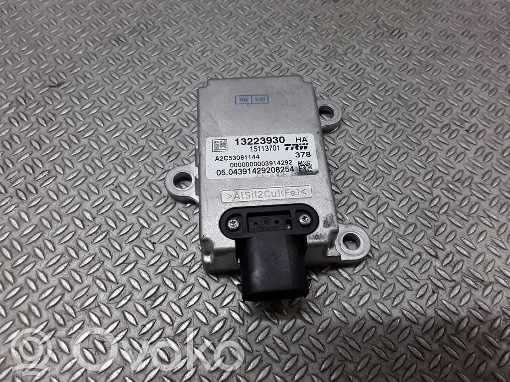 ESP Drehratensensor Querbeschleunigungssensor   13223930
