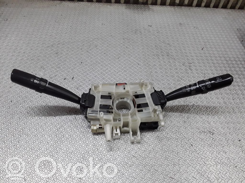 Комплект ручек   83111AE34