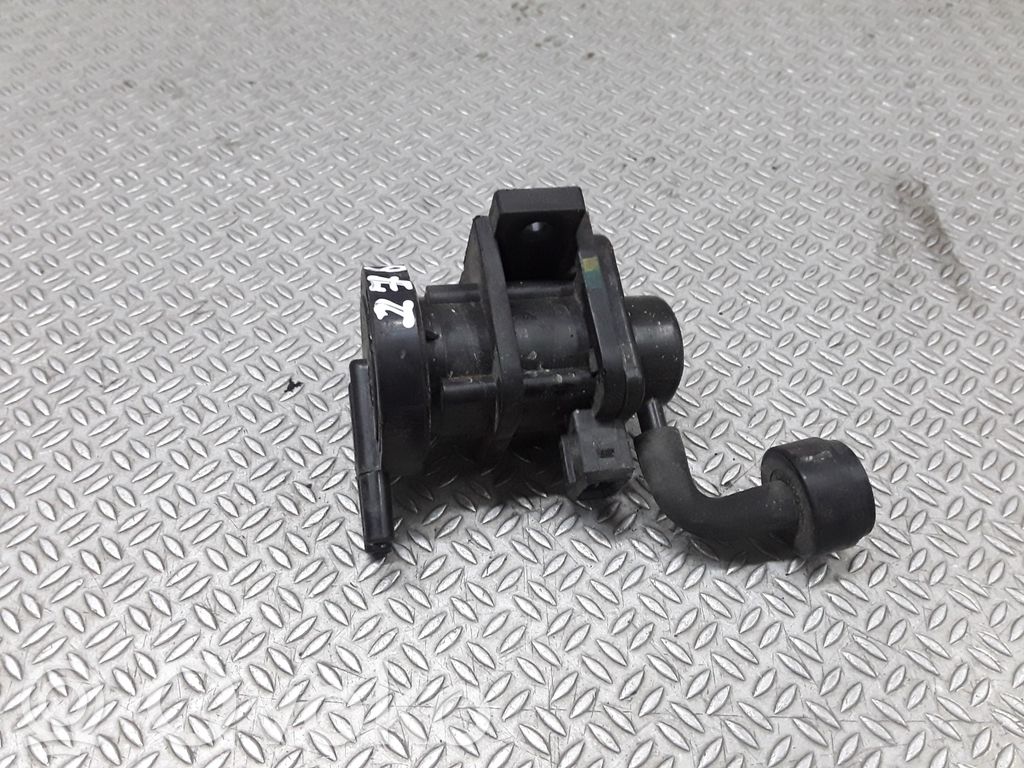 Solenoīda vārsts   830004