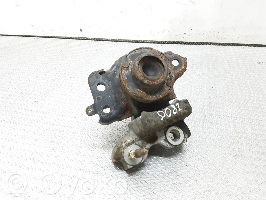 Engine mount bracket