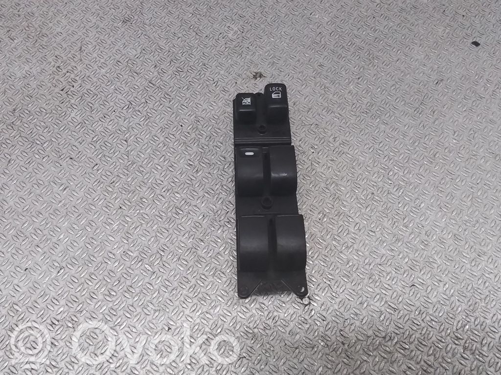 Mitsubishi Lancer VIII Electric window control switch 