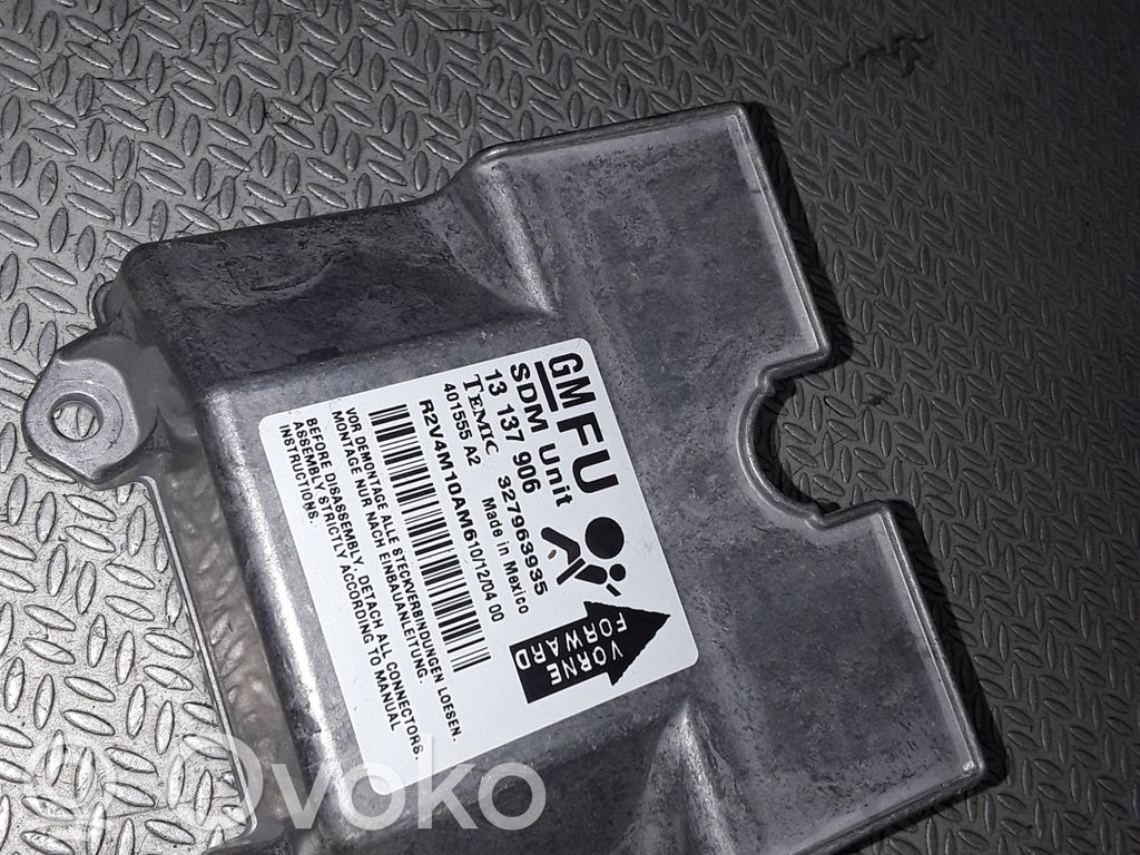 Opel Astra H Airbag control unit/module 