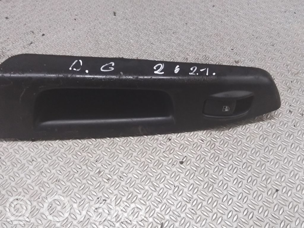 Electric window control switch   935801C020