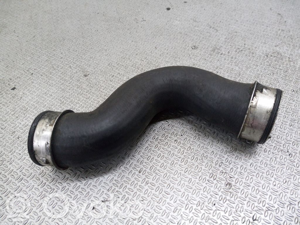 Furtun/conductă intercooler   3C0145832