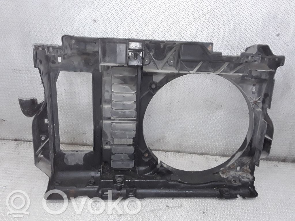 Peugeot 407 Jäähdyttimen kehyksen suojapaneeli 