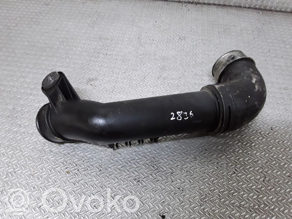 Välijäähdyttimen letku   3C0145770B