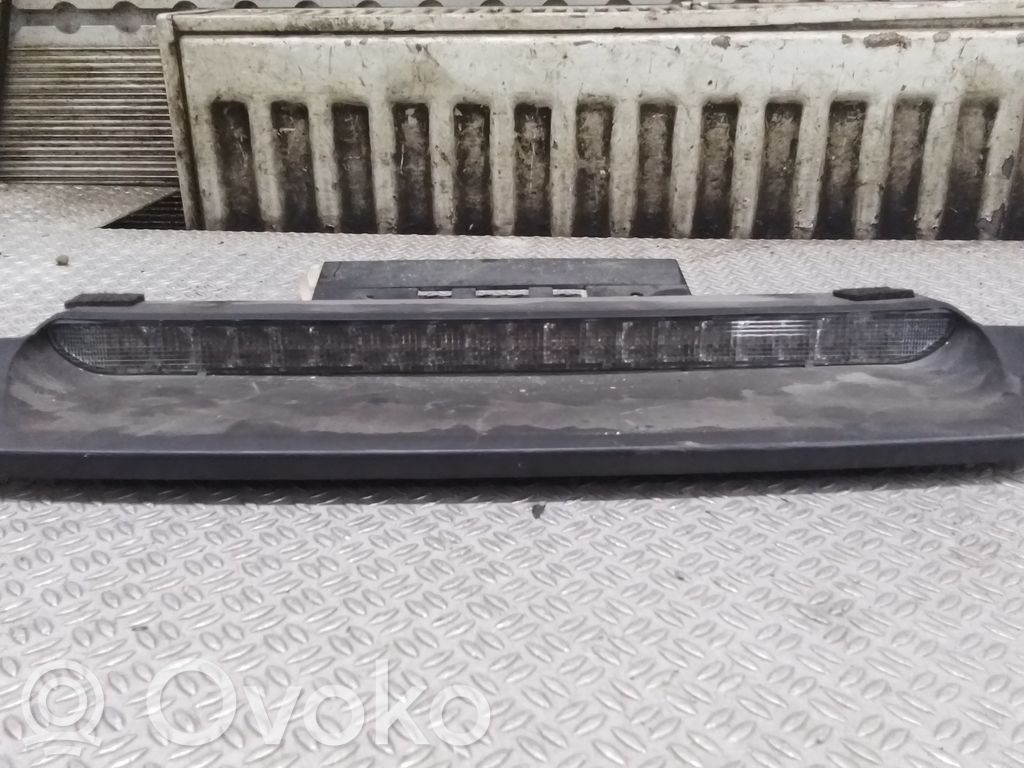Volvo S80 Third/center stoplight 