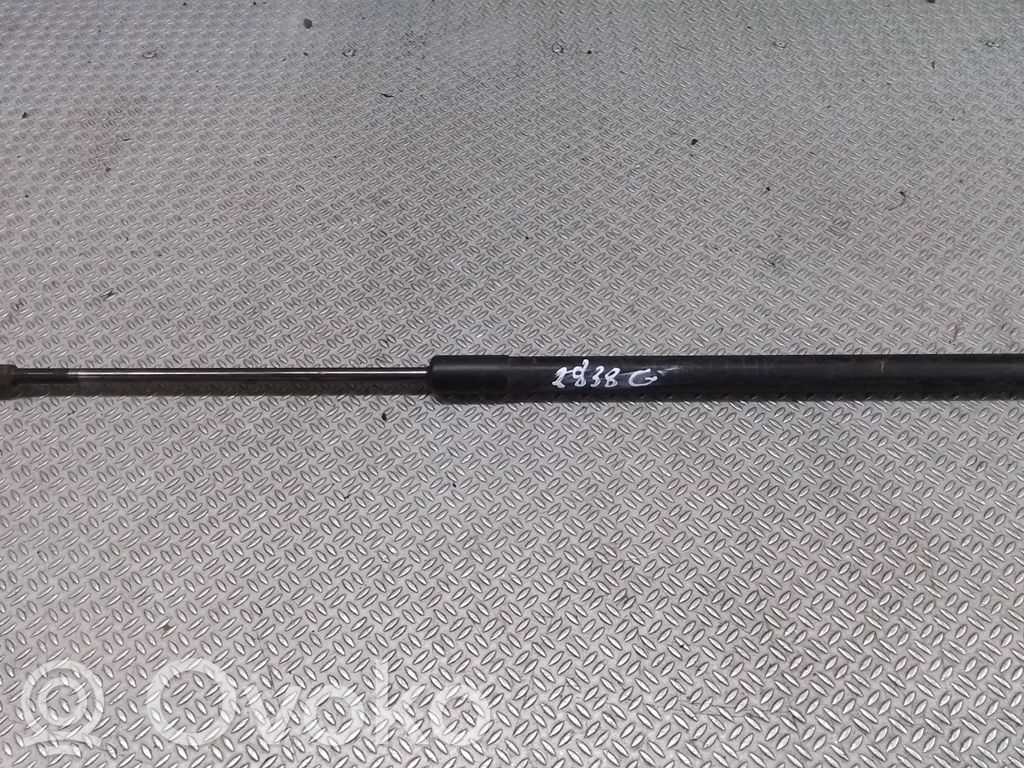 BMW 3 E46 Tailgate/trunk strut/damper 