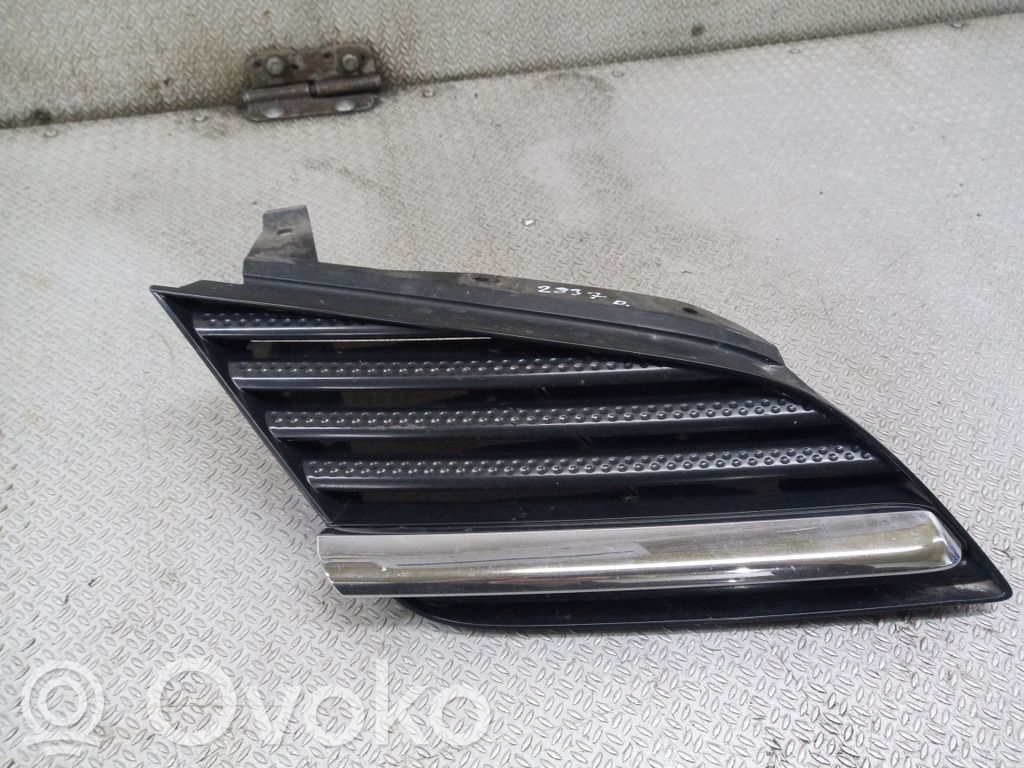 Grilă radiator față   62320AU300