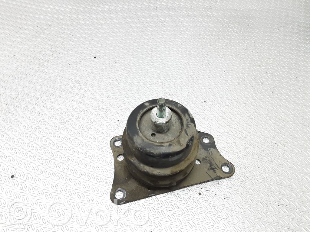 Skoda Fabia Mk1 (6Y) Supporto di montaggio del motore 