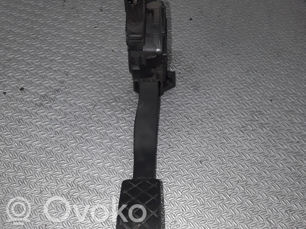 Gaspedal   8K1721523