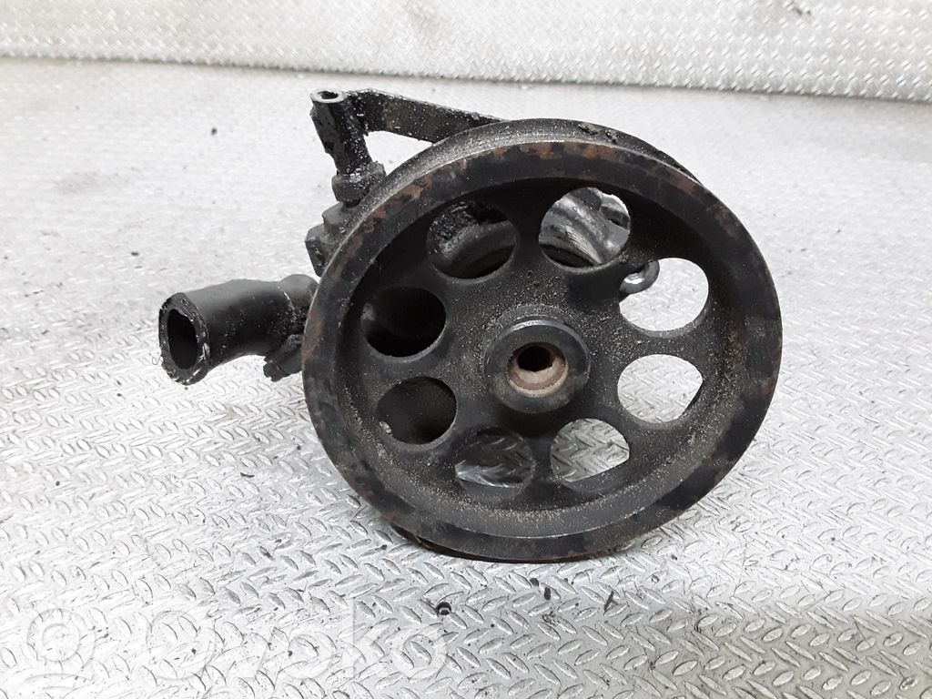 Saab 9-5 Power steering pump 