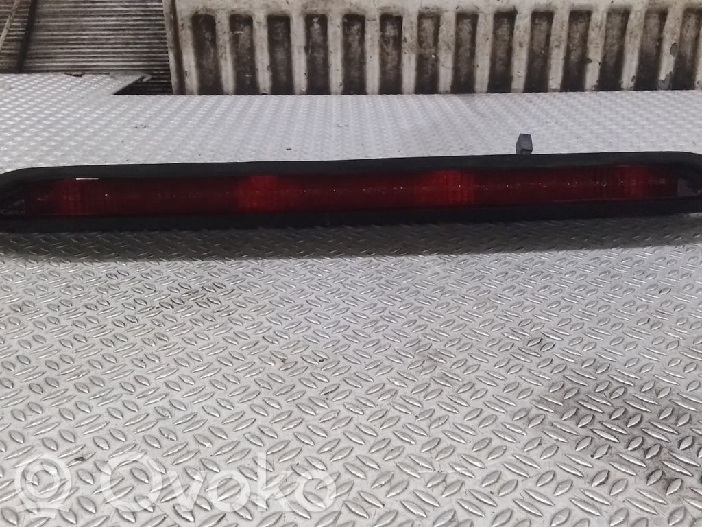 Opel Vectra C Troisième feu stop 