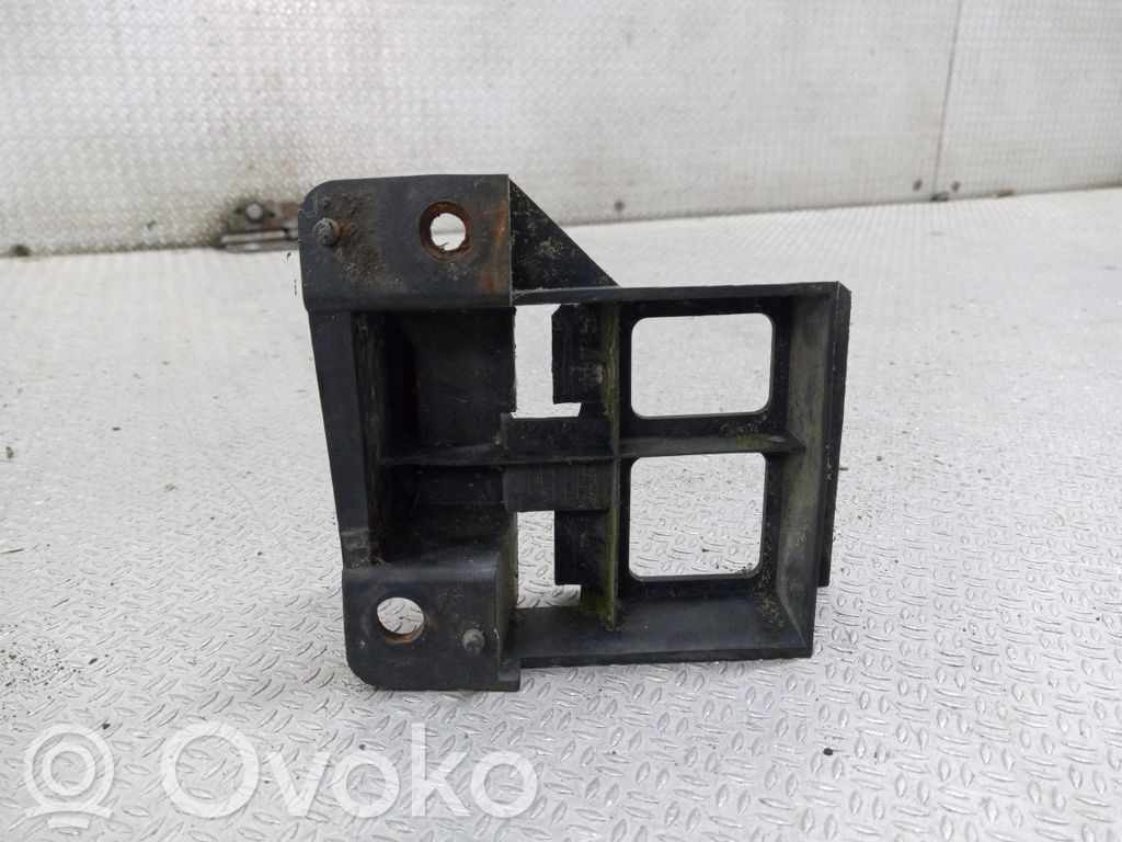 Etupuskurin kannake   A9068850163