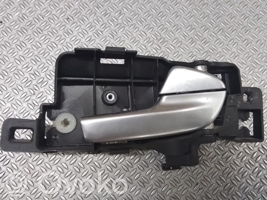 Ford Mondeo MK IV Manecilla interna puerta trasera 