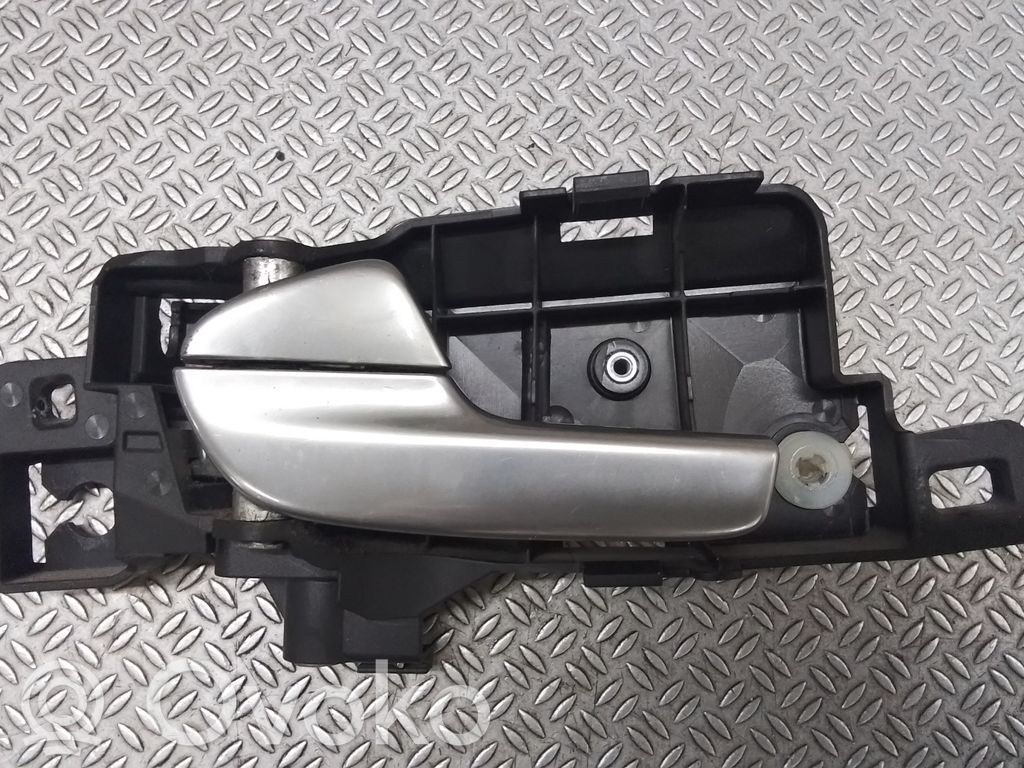 Ford Mondeo MK IV Manecilla interna puerta trasera 