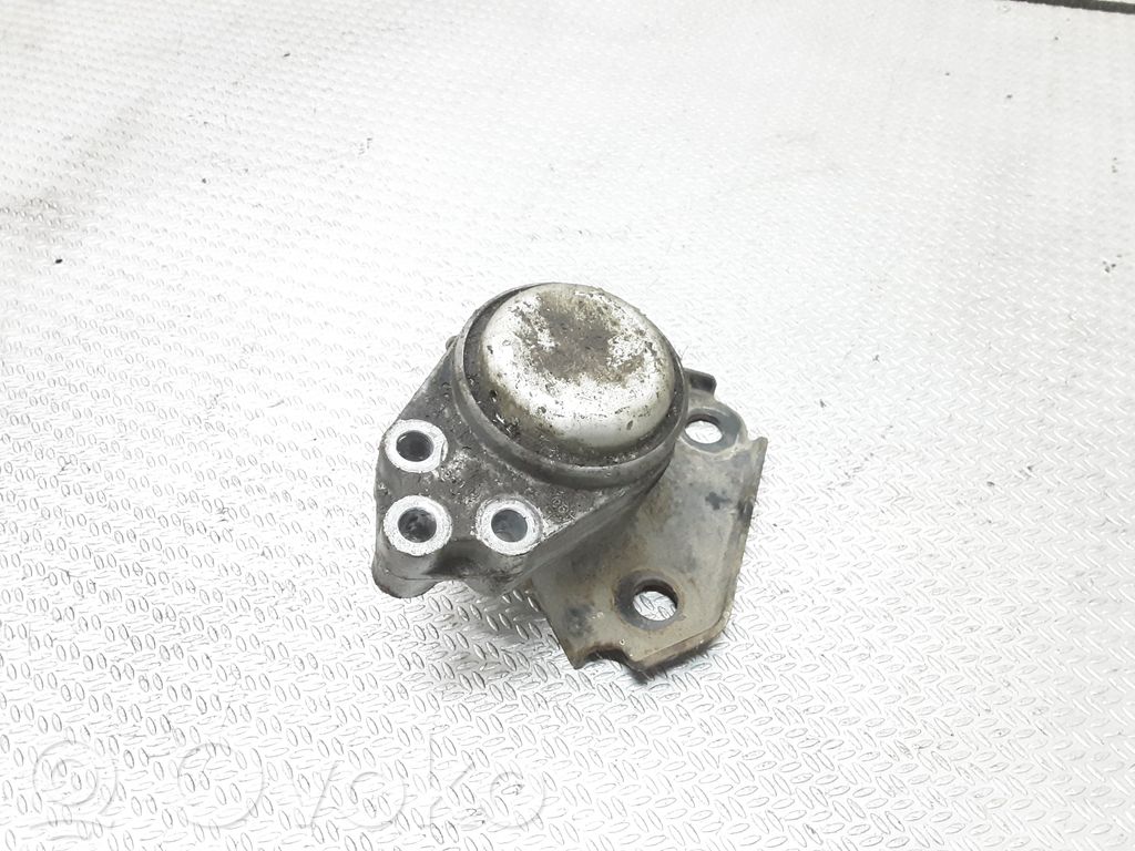 Ford Fiesta Engine mount bracket 