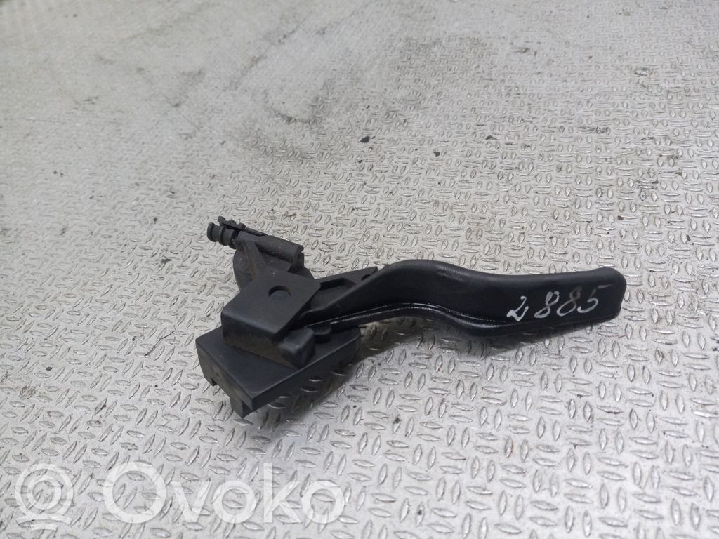 Opel Astra H Maniglia di rilascio del vano motore (cofano)