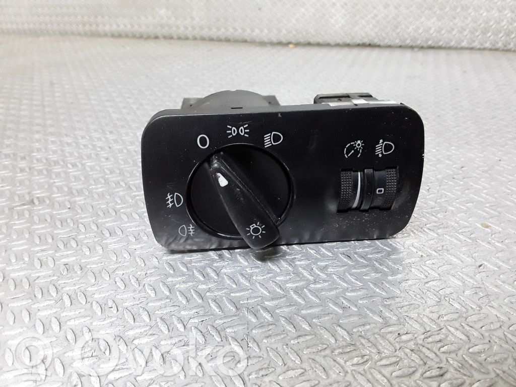 Seat Cordoba (6K) Interruptor de luz 