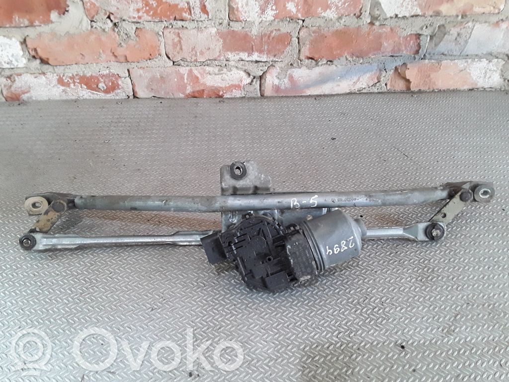 Volkswagen PASSAT B5.5 Wischergestänge Wischermotor vorne 