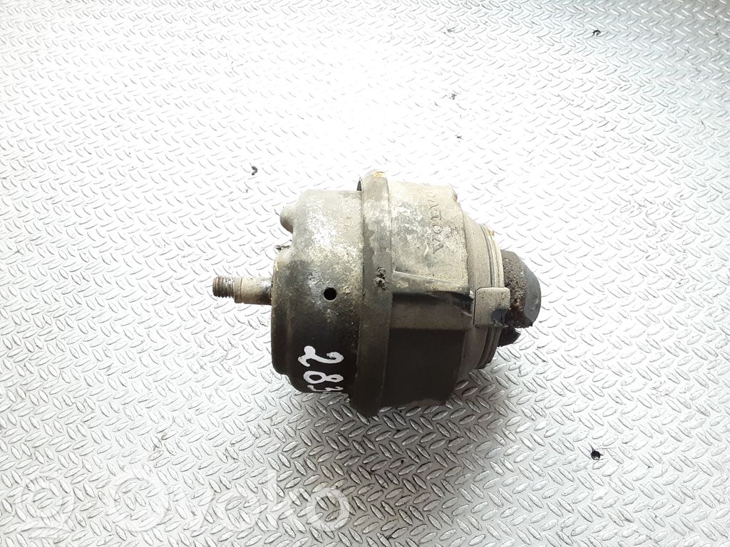 Engine mount bracket   9492802