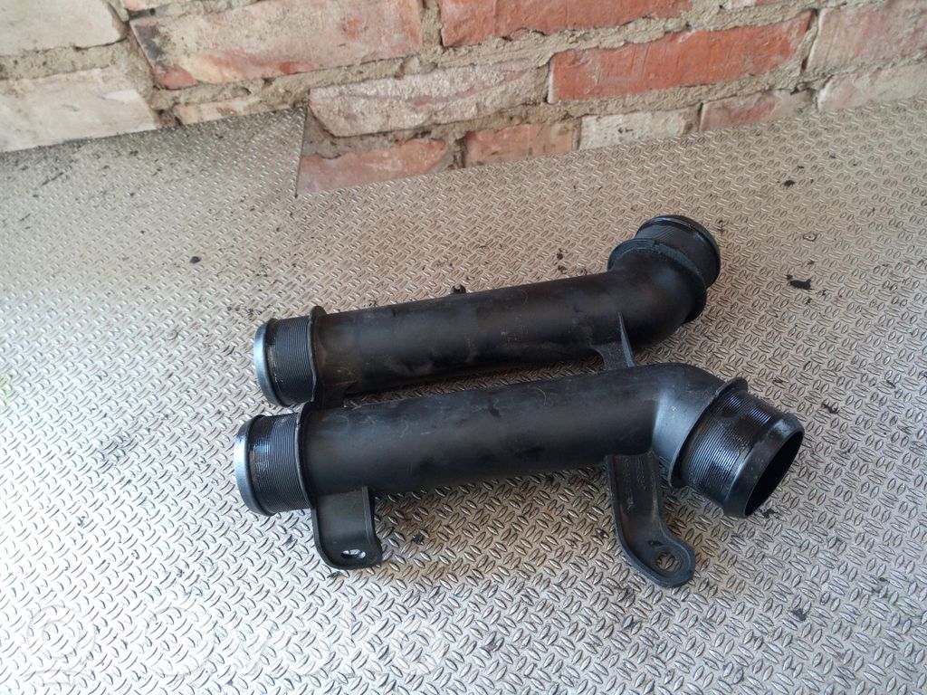 Peugeot 407 Intercooler hose/pipe 