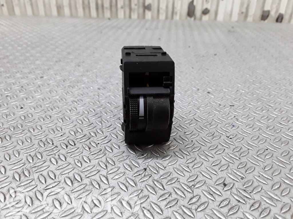 Audi A6 S6 C5 4B Headlight level height control switch 