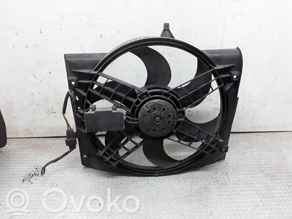 BMW 3 E46 Elektrisks radiatoru ventilators 