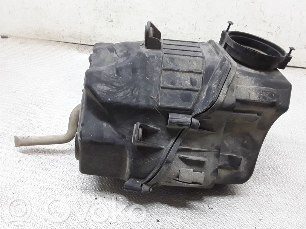 Audi A8 S8 D3 4E Air filter box 