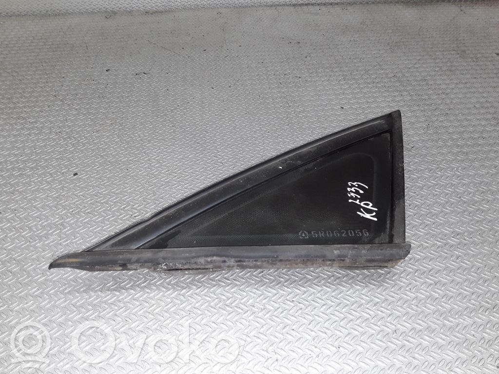 Front triangle window/glass
