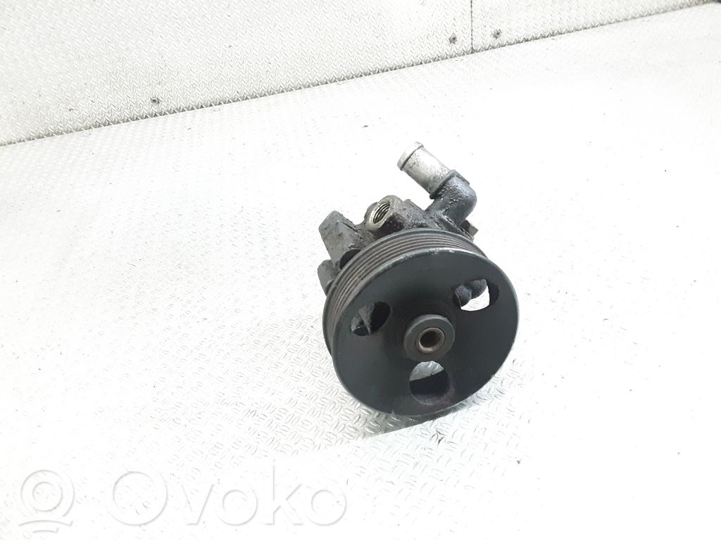 Ohjaustehostimen pumppu   96837812